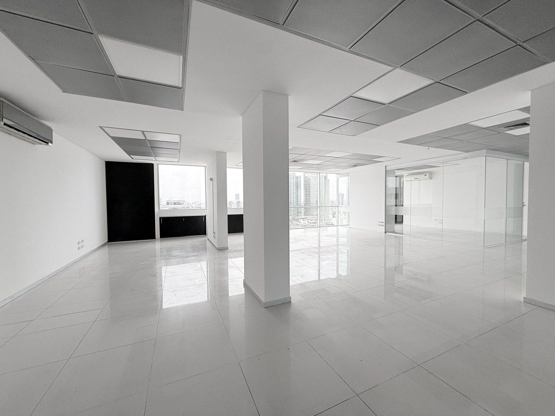 Interior de la Oficina 17D en Torre Duo — foto 6